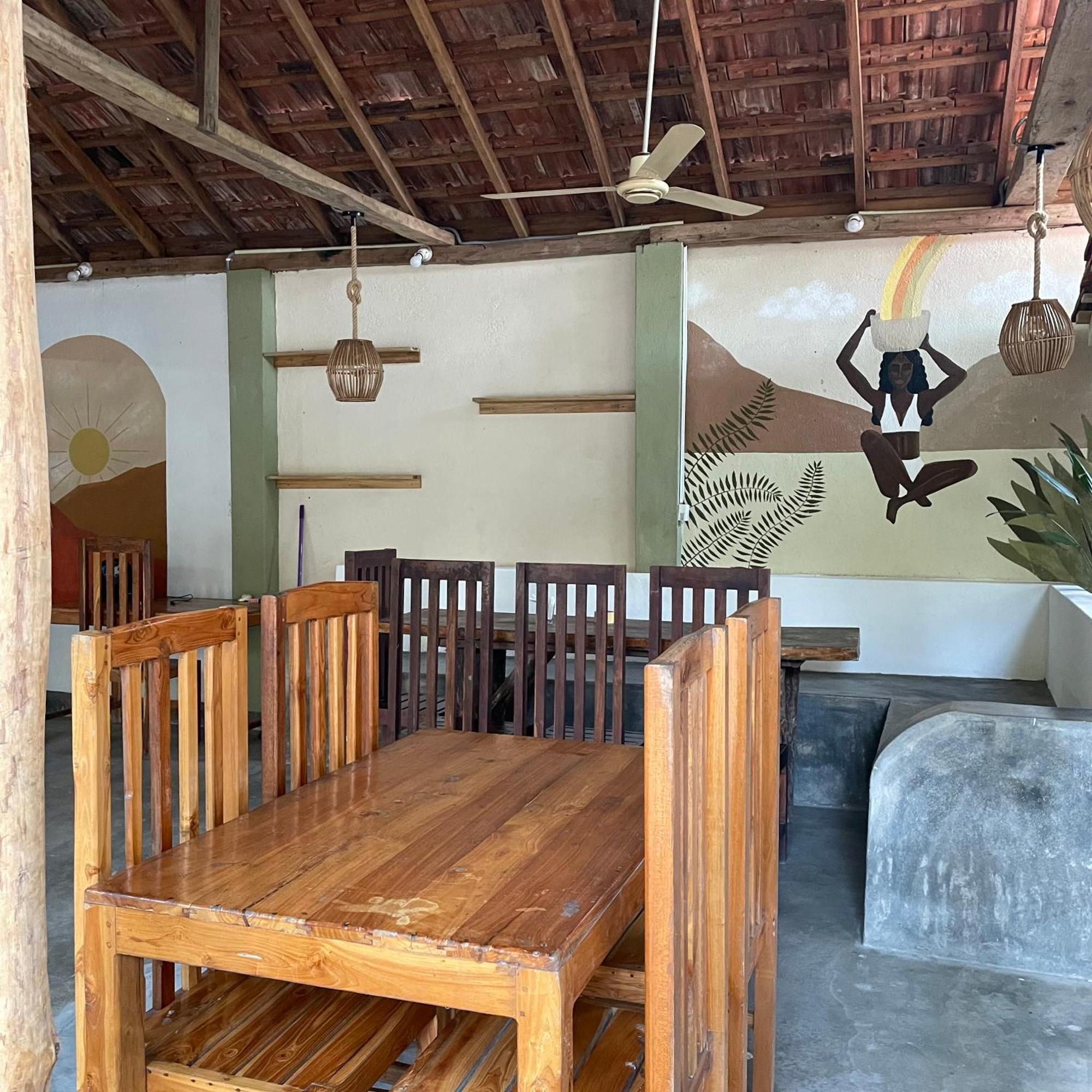 Albergue Agra Arugambay Arugam Bay Exterior foto