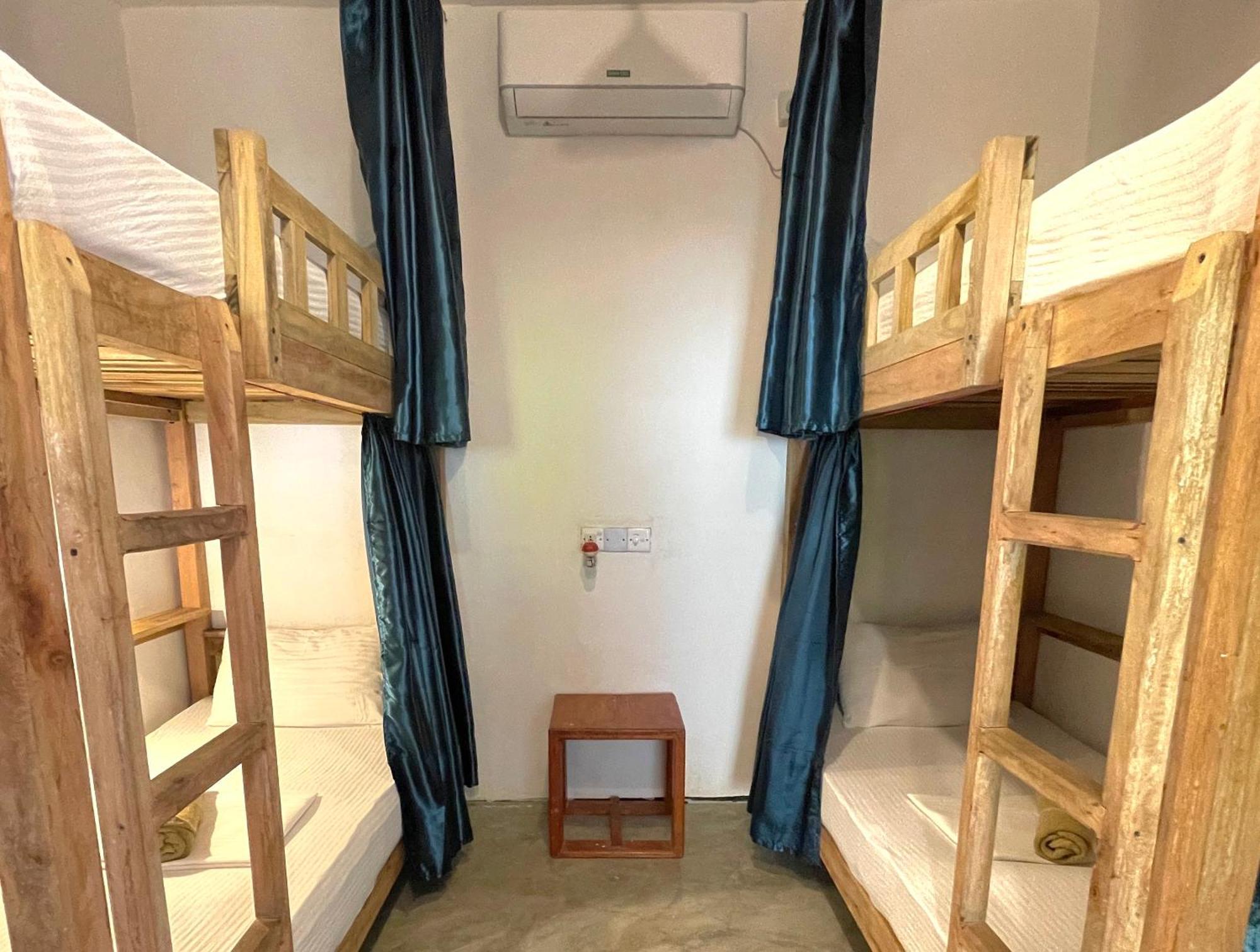 Albergue Agra Arugambay Arugam Bay Exterior foto