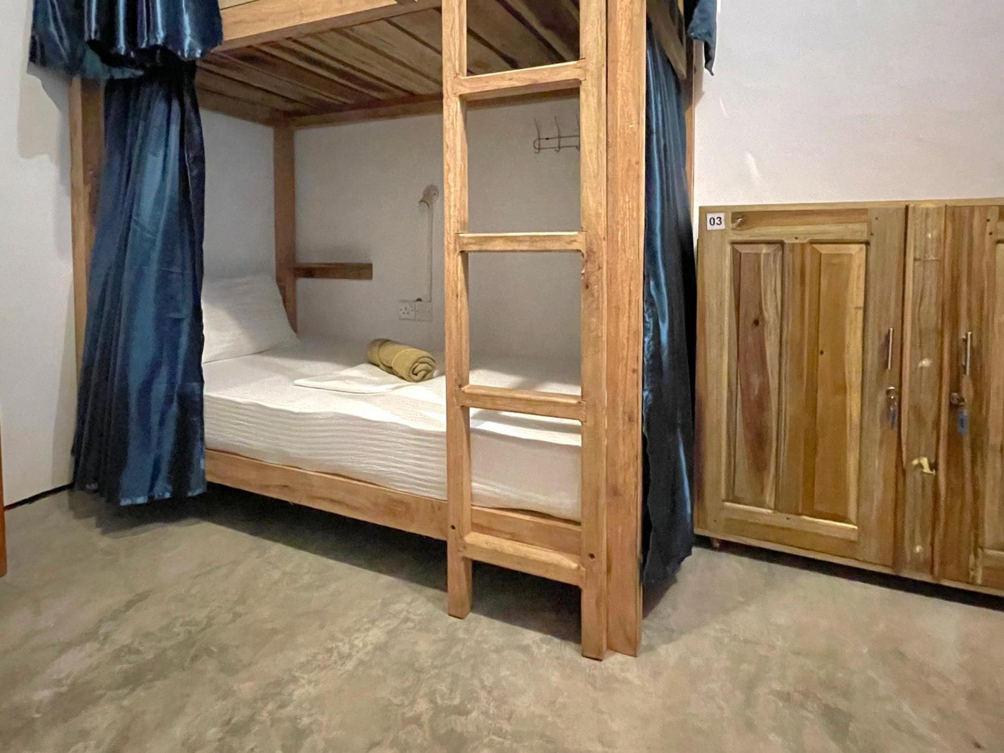 Albergue Agra Arugambay Arugam Bay Habitación foto