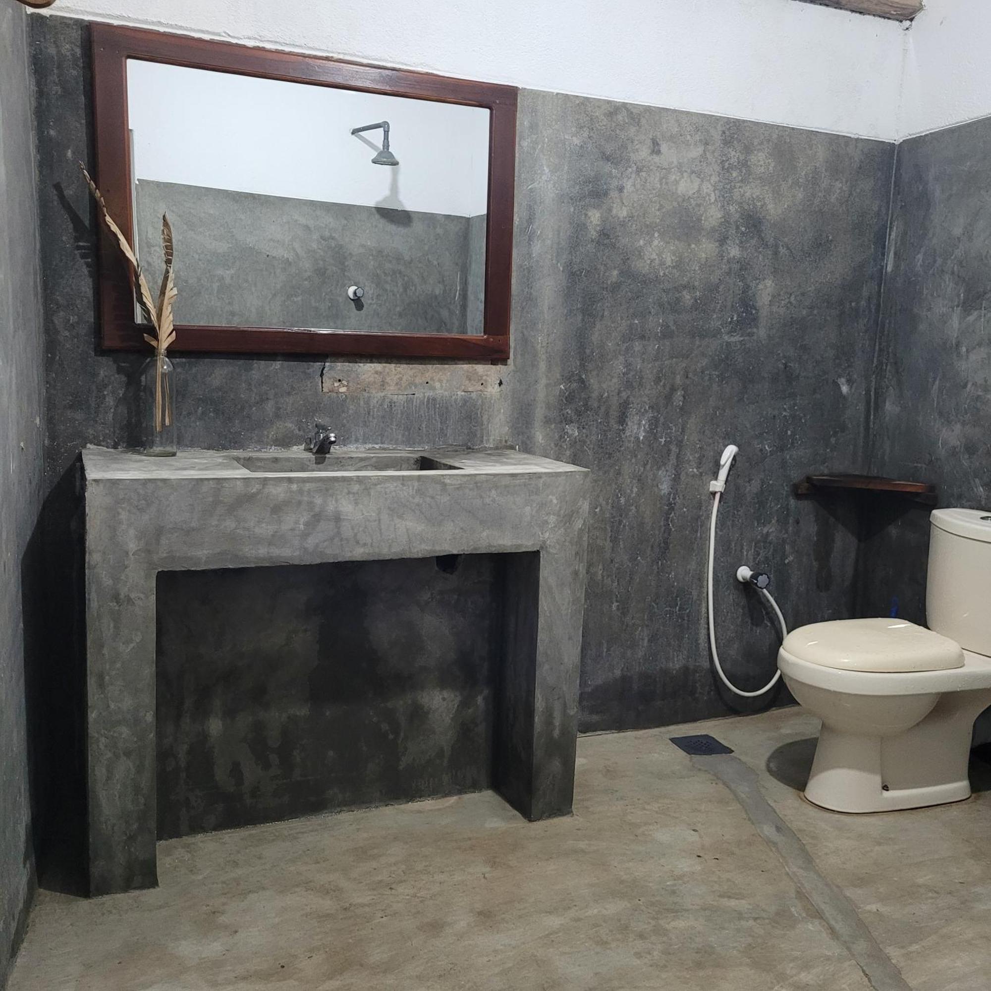 Albergue Agra Arugambay Arugam Bay Habitación foto